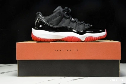 11 Air Low Jordan “Bred” 1209